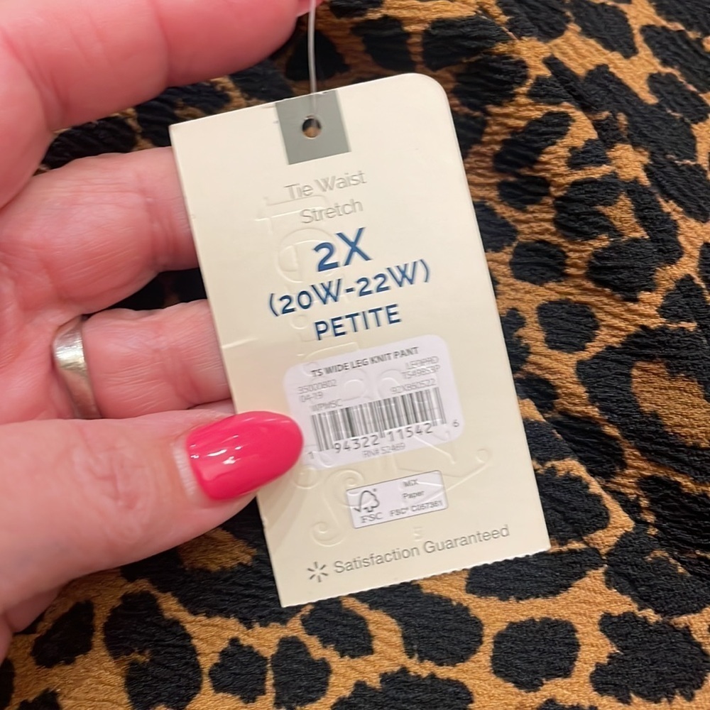 Plus petite women’s leopard print WIDE leg full line stretchy knit pants  2XP - Picture 4 of 14